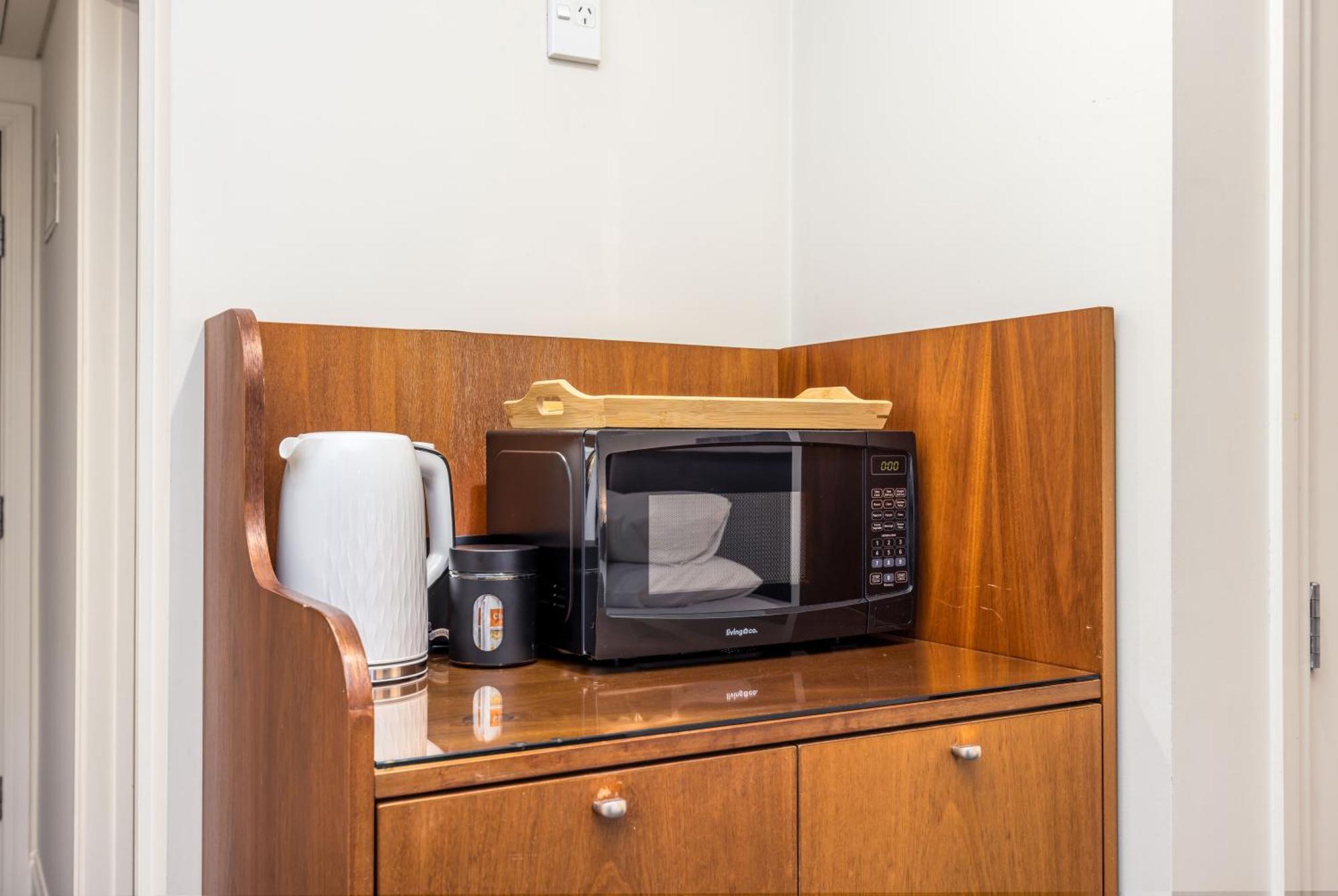Highrise Studio Apartment W/ Ac, Pool & Gym In Auckland Cbd Exteriör bild
