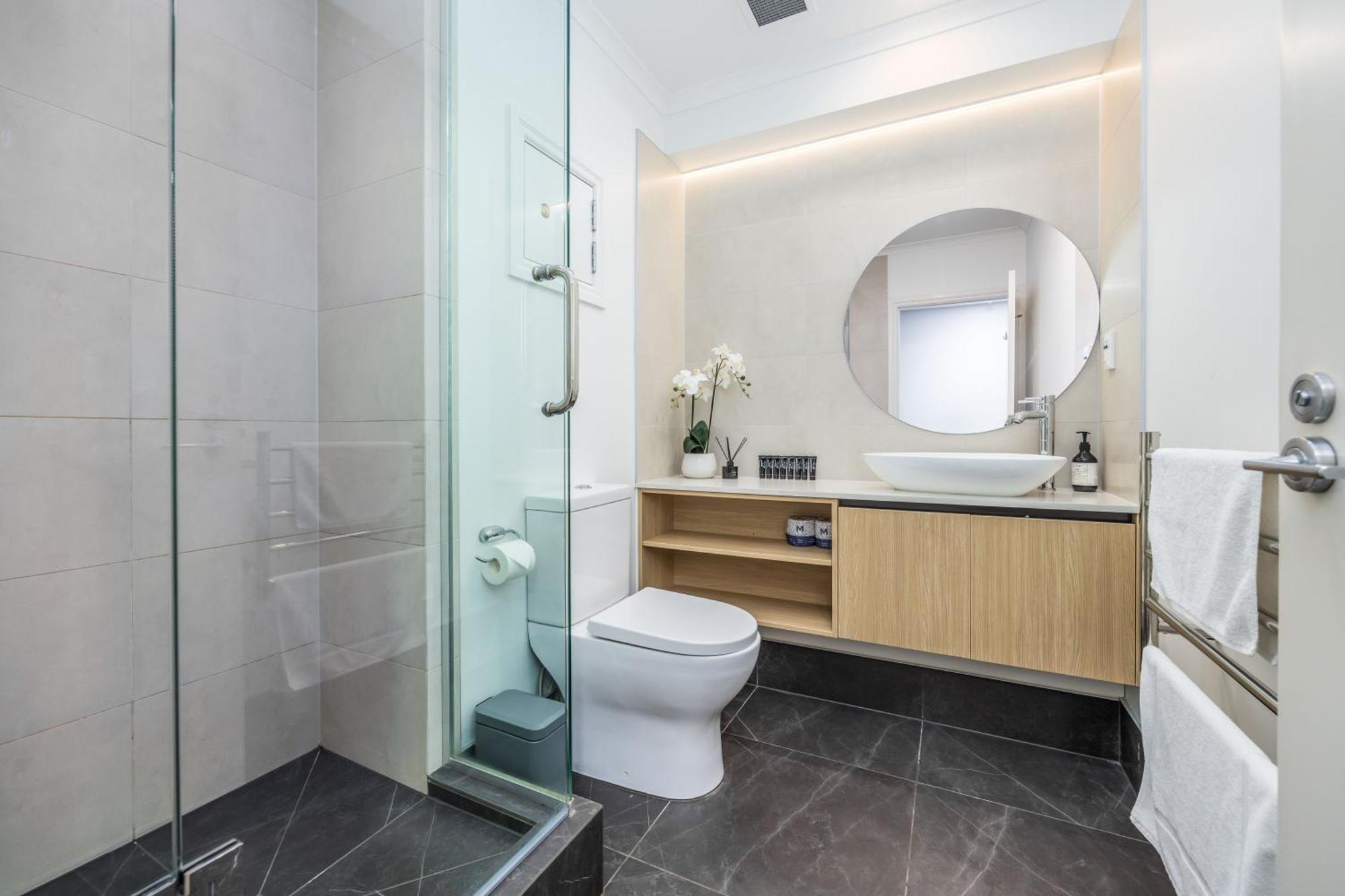 Highrise Studio Apartment W/ Ac, Pool & Gym In Auckland Cbd Exteriör bild